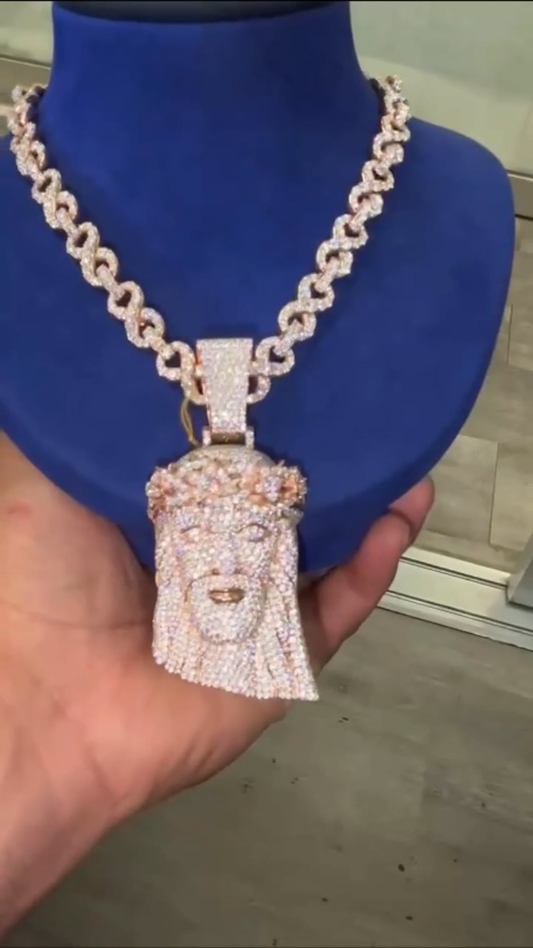 VVS Moissanite Pendant 12